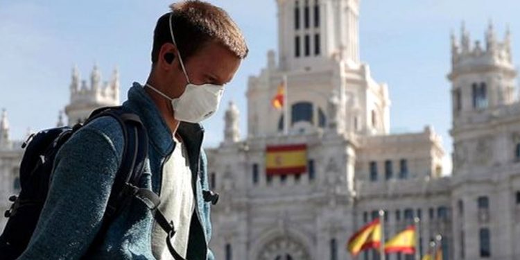 Испания открывает свои границы для вакцинированных туристов со всего мира