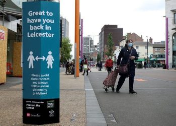 Ослабление локдауна в Великобритании отложили на четыре недели