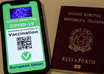 В Италии начали выдавать паспорта вакцинации
