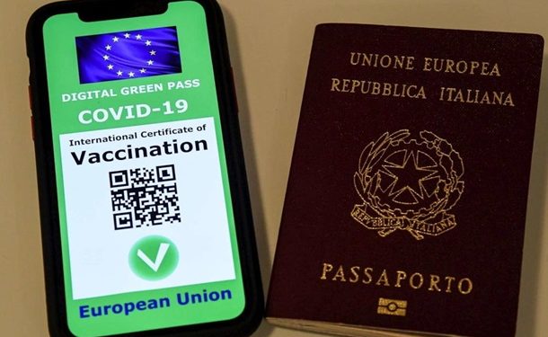 В Италии начали выдавать паспорта вакцинации