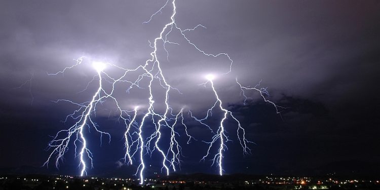 Weekend cu ploi și fulgere: Zona cu precipitații în următoarele 7 zile