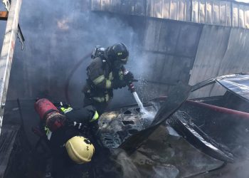 Detalii de la incendiul din capitală. A ars un depozit cu combustibil. Pompierii au evitat o explozie | VIDEO