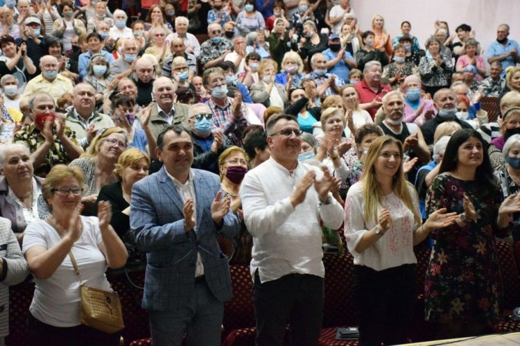 Ilan Șor, aplaudat în picioare la Orhei. Tauber: „Oamenii l-au delegat să preia funcția de premier” | FOTO/VIDEO