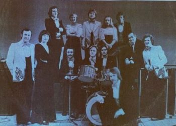 Legendarul ansamblu al anilor ’70, „Orizont ” revine pe scenă într-o nouă componență. Secvențe de la filmările noului videoclip și interviuri de la membrii trupei, oferite pentru Tv6 | VIDEO