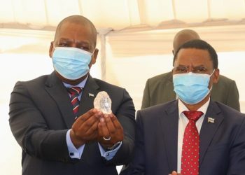 Рекорд в истории алмазов: в Ботсване нашли крупный камень