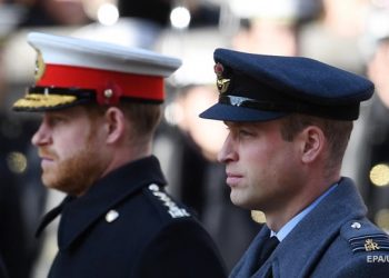 СМИ: Принц Уильям выселил брата с супругой из Кенсингтонского дворца