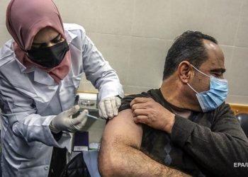 В столице ОАЭ предлагают бесплатно вакцинироваться туристам