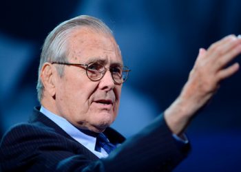 Умер готовивший ответ на теракты 11 сентября экс-глава Пентагона Рамсфелд