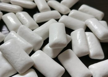 В Минобороны РФ занялись созданием COVID-вакцины в форме жвачки