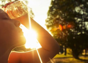 Cod galben de caniculă în toată țara! Termometrele vor înregistra temperaturi de până la 33 grade Celsius