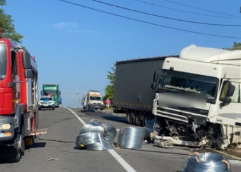 3 moldoveni, printre care și un copil de 6 ani, au murit în urma unui accident în România | FOTO