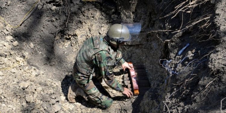 Biciclistul de 15 ani, decedat sub roțile unui microbuz, este copilul care a detonat o bombă anul trecut. Mama băiatului: Atunci doctorii l-au făcut din bucățele, dar acum nu l-au mai salvat | VIDEO