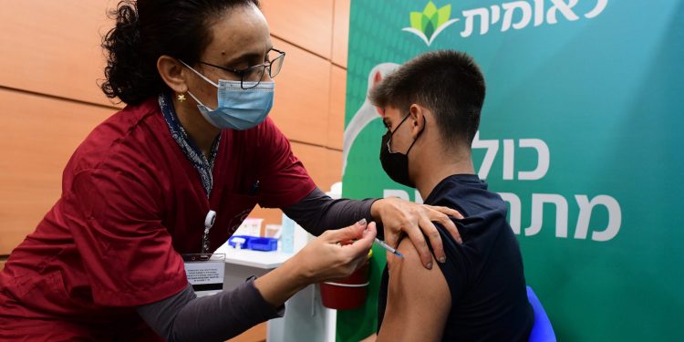 Israel lansează o amplă campanie de imunizare anti-Covid a copiilor cu vârsta cuprinsă între 12 și 15 ani
