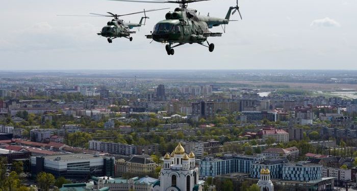 Вертолет Росгвардии упал в Ленинградской области