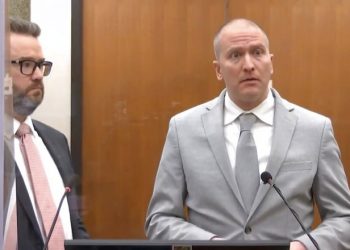 Убившему Джорджа Флойда экс-полицейскому дали 22,5 года тюрьмы