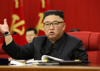 În Coreea de Nord, un kg de banane a ajuns la 45 $, iar orezul, dublu față de China. Kim Jong-un a recunoscut oficial criza alimentară