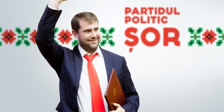 Ilan Șor, aplaudat în picioare la Orhei. Tauber: „Oamenii l-au delegat să preia funcția de premier” | FOTO/VIDEO