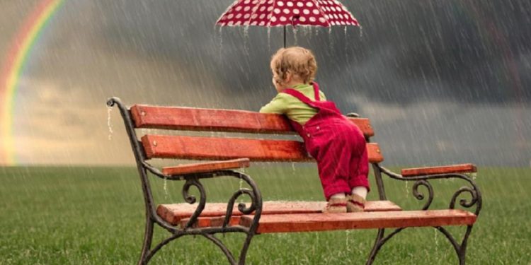 Până la +27 de grade Celsius și ploi în centrul și nordul țării. Prognoza meteo pentru astăzi
