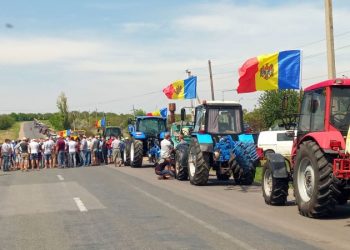 „Cerem facilități și scutiri de impozite”. Agricultorii amenință cu proteste din cauza majorării prețurilor la carburanți