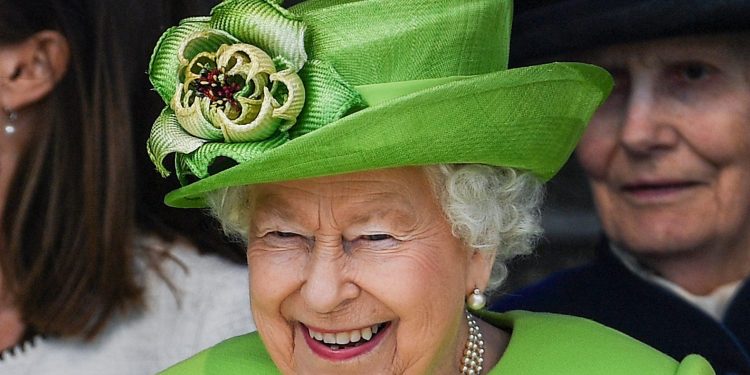 Meghan Markle și prințul Harry au devenit iarăși părinți. Regina Elisabeta şi membrii familiei regale sunt „încântaţi” de naşterea fetiţei