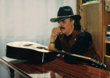 Interpretul Iurie Sadovnic a DECEDAT. Artistul s-ar fi împușcat în cap