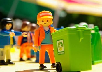 Lego начнут делать из мусора