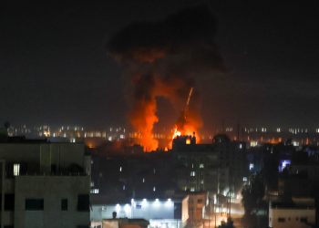 Lovituri israeliene în Gaza, ca răspuns la baloanele incendiare lansate de Hamas