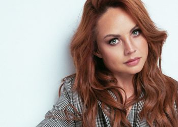Певица МакSим вышла из комы, ее состояние улучшается
