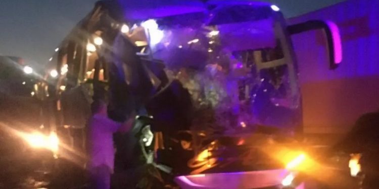 Автобус с пассажирами «Киев-Кишинев» столкнулся с грузовиком в Украине. Сообщается о погибшем и раненых