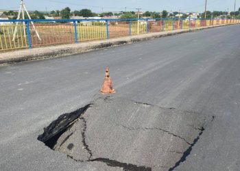 В Бессарабке разрушился мост, соединяющий две части города