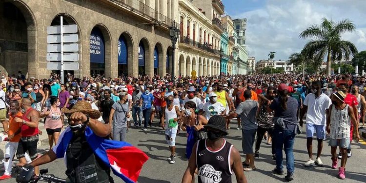 На Кубе шестеро высокопоставленных военных умерли за десять дней