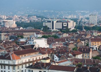 В Болгарии новые правила въезда в страну из-за коронавируса