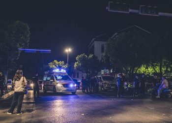 В Китае 17 человек погибли в результате обрушения здания отеля