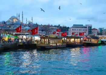 В Турции намерены ужесточить ковид-ограничения