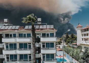 Просто Ад на земле: Свидетельства нашей соотечественницы, проживающей в Турции, о разрушительных пожарах в Анталии | VIDEO