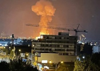 România: Explozie, urmată de un incendiu puternic la Combinatul chimic Azomureș | VIDEO