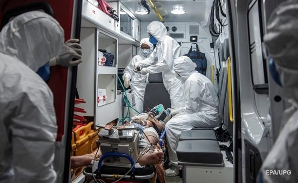 В России новый максимум по числу COVID-умерших за неделю