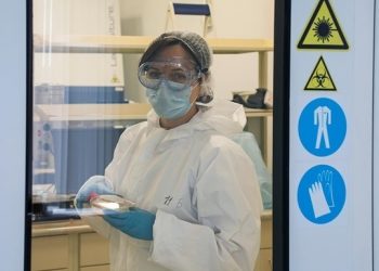 ВОЗ начала отслеживать российский штамм COVID