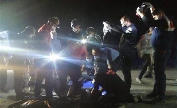 12 oameni au murit și 26 răniți, după ce un autobuz s-a răsturnat și a luat foc, în Turcia | FOTO