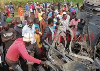 В Кении взорвался бензовоз, 13 жертв | FOTO