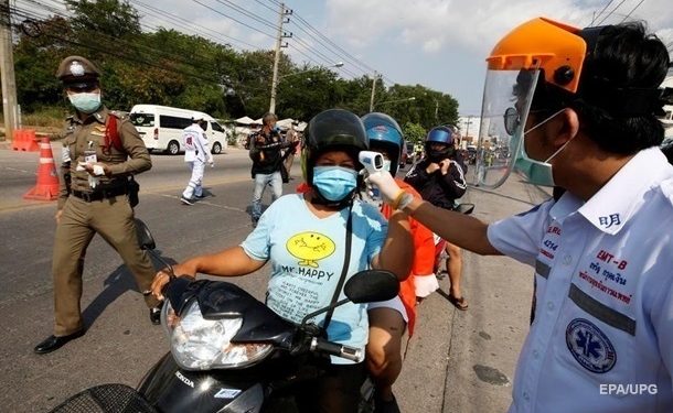 Индонезия бьет мировые рекорды по смертности от COVID-19