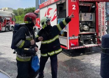 Voia să sară în gol. Un bărbat din capitală, salvat de la suicid | VIDEO