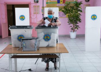 Două secții de votare au fost închise