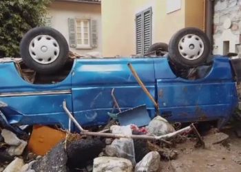 „Am auzit un zgomot asemănător celui de avion”: Locuitorii din Italia au povestit cu groază despre furtunile puternice, care au provocat inundaţii şi alunecări de teren | VIDEO