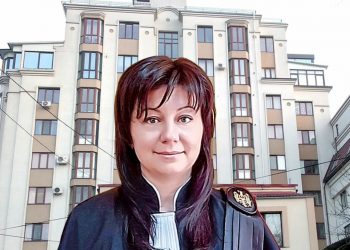O judecătoare din capitală nu ar fi declarat un Penthouse de 120 de mii de euro și riscă să rămână fără o locuință de lux | VIDEO