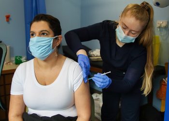 В ЕС сообщили о последствиях прививок от коронавируса