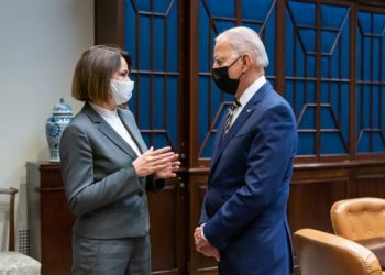 Байден впервые встретился с Тихановской в Белом доме