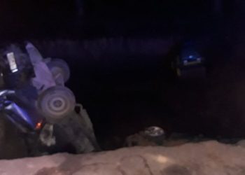 Un minor se află la reanimare. Trei persoane au fost rănite: detalii despre accident grav pe traseul Mereșeni-Hîncești, unde două mașini s-au prăbușit într-o groapă | VIDEO