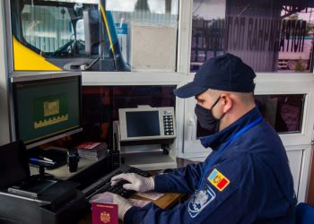 177 persoane, documentate la frontieră pentru nerespectarea măsurilor de prevenire a pandemiei de COVID-19