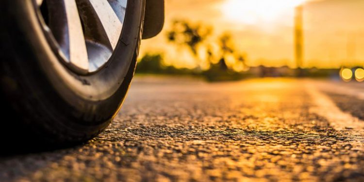 Recomandările INSP pentru șoferi și pietoni pe timp de caniculă